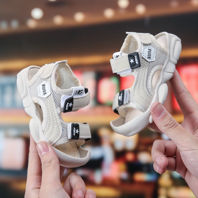Giày sandal đế mềm thời trang mùa hè cho bé trai