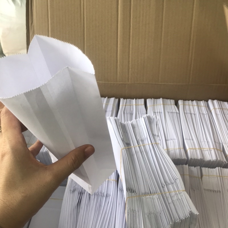 Túi giấy không in đựng bánh mì, chuối chiên hotdog