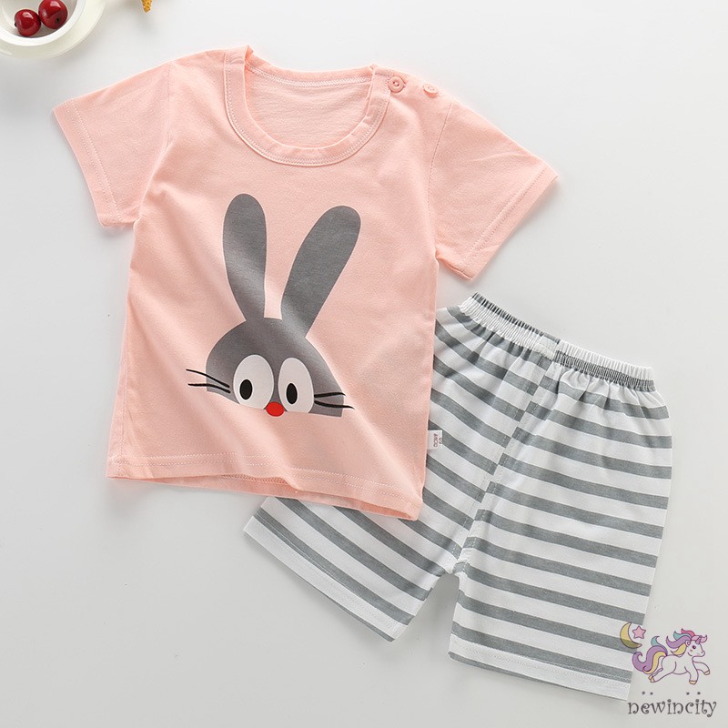 Set Áo Thun Tay Ngắn Và Quần Short Cho Bé