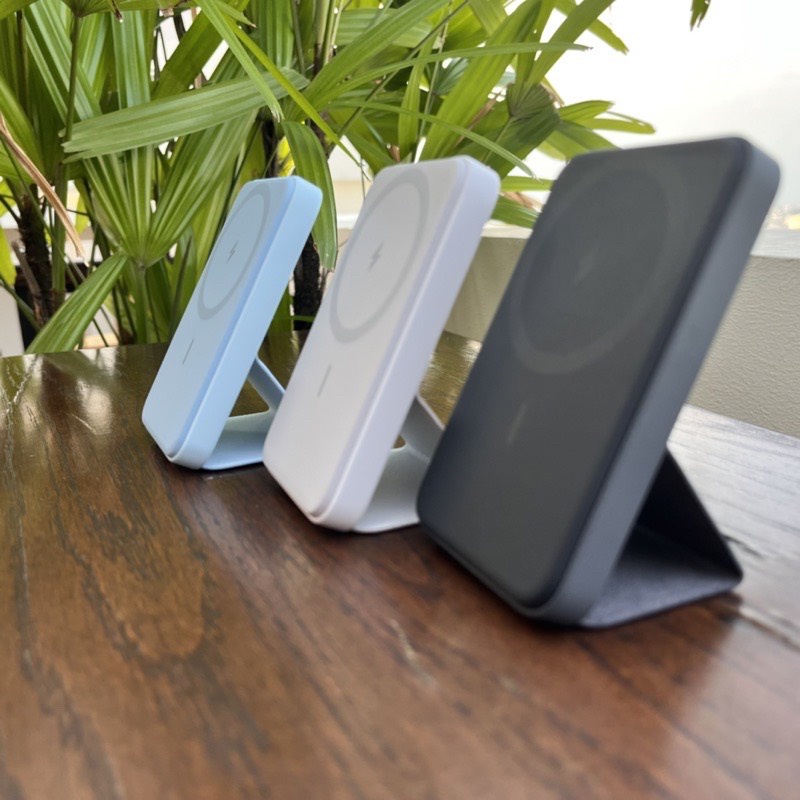 Sạc dự phòng Anker 5000mAh MagGo 622 Magnetic Batterry Từ tính không dây - Mã A1611 Chân gập đứng