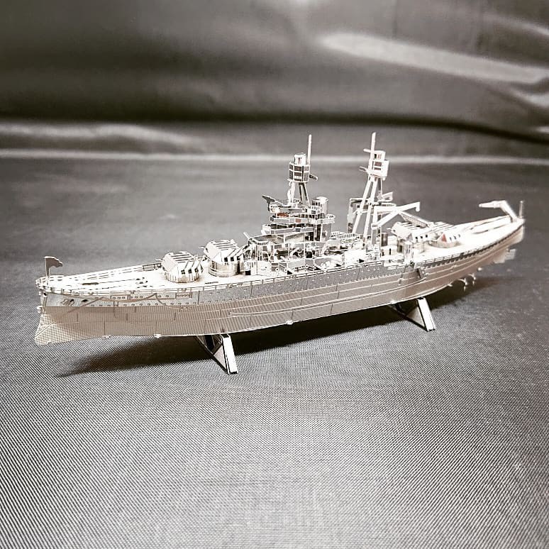 Mô Hình Lắp Ghép 3D Kim Loại Tự Ráp Thiết Giáp Hạm USS Arizona BB-39 Hải Quân Mỹ - Chưa Lắp