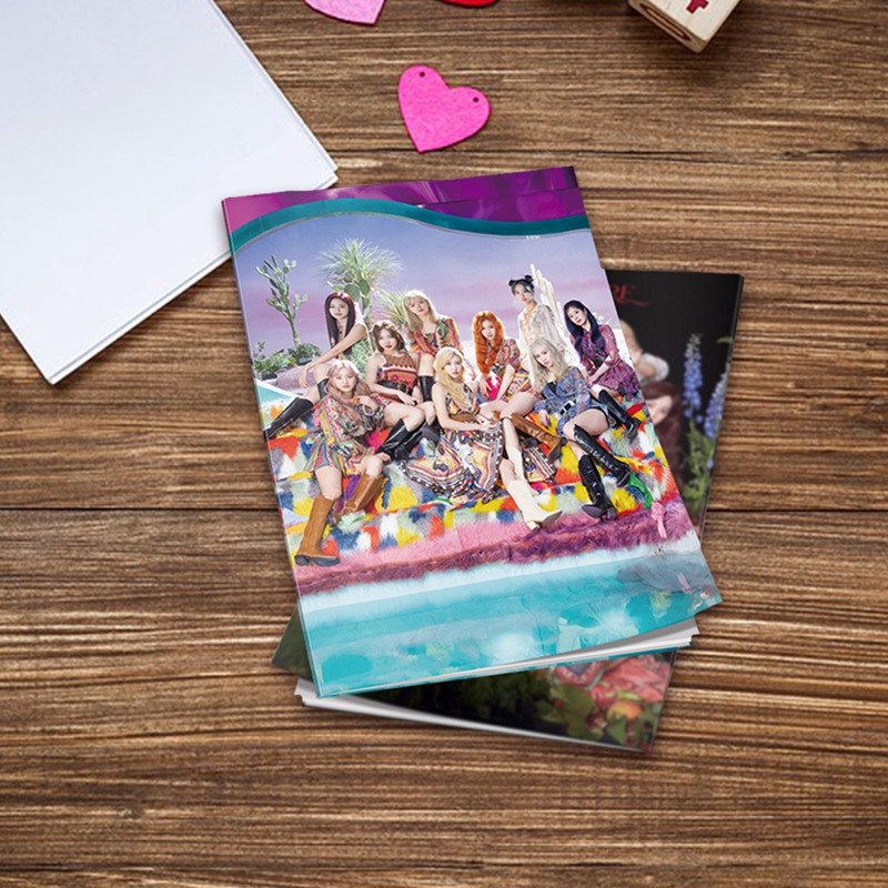 Quyển album ảnh hình nhóm twice đẹp mắt cho fan hâm mộ