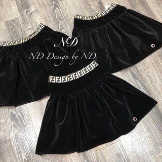 Chân váy nhung Dior