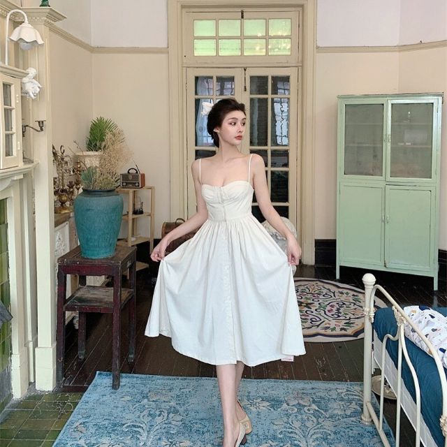 Váy sống ảo hai dây trắng tiểu thư mùa hè (có sẵn)