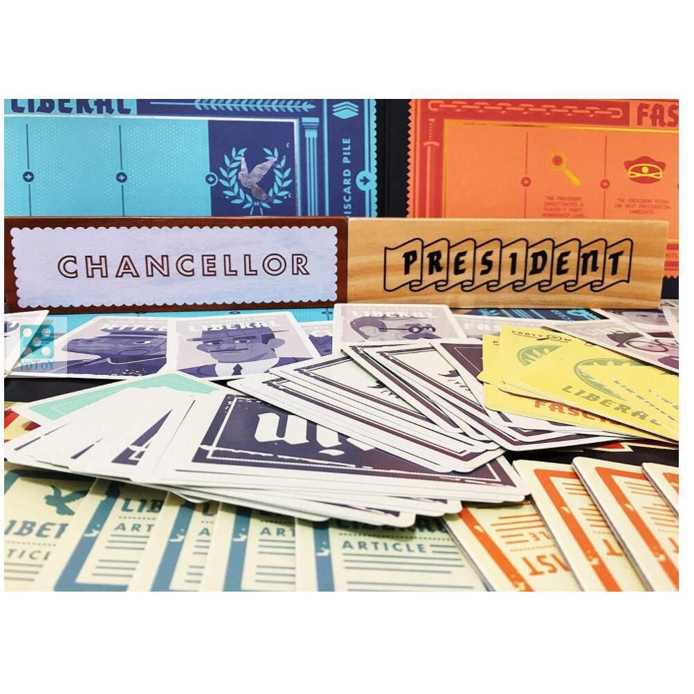 Secret hitler boardgame – Trò chơi thẻ bài chiến thuật hấp dẫn bản tiếng anh