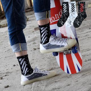 1 Pair New Trend Skateboard Street Men Crew Socks Korean Fashion Hip-hop Striped Cotton Warm Black White Boys Long Casual Socks