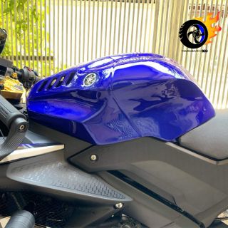 Ốp bình xăng R15 v3 (model R1)