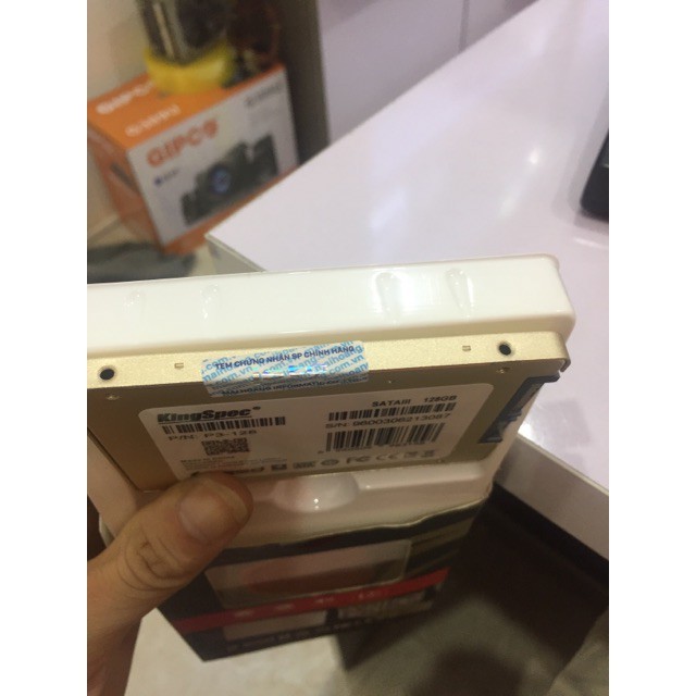 SSD Kingspec P4 120Gb ,P4 240Gb 2.5 Sata III BH chính hãng Mai Hòang 36 tháng