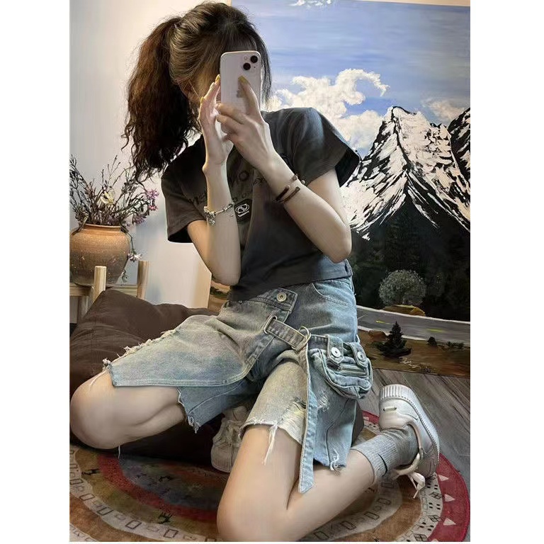 Quần Short denim Rách Dáng Rộng Phối Túi Nhỏ Thời Trang Xuân Hè Cho Nữ