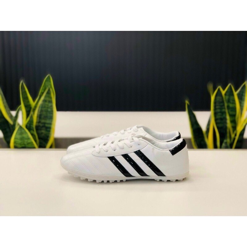 Giày đá bóng 3 sọc CT3 đá banh, giày bóng đá ba sọc sân cỏ nhân tạo đã khâu đế chắc chắn