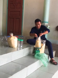 TINH BỘT NGHỆ 1KG (thủ công nhà làm)
