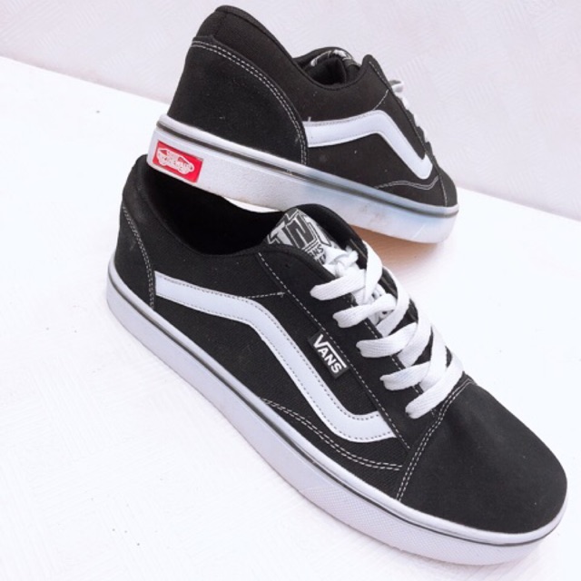 Giày Thể Thao Nam