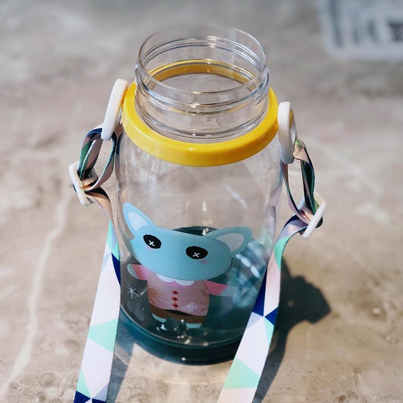 Bình nước nhựa có ống hút hình sừng hươu hoạt hình dễ thương dung tích 600ml