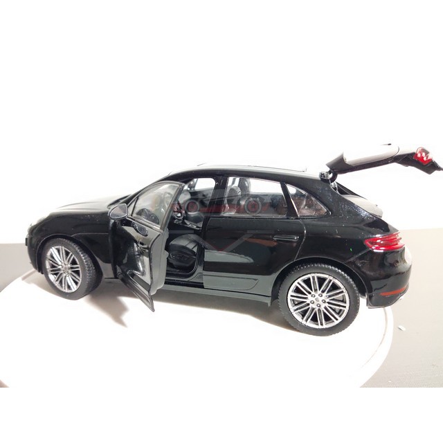 Xe mô hình Porsche Macan, tỉ lệ 1:24