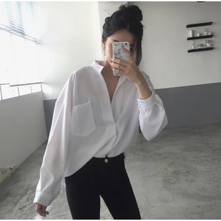 Áo sơ mi ulzzang áo dài tay cổ chữ V với 2 màu trắng và đen