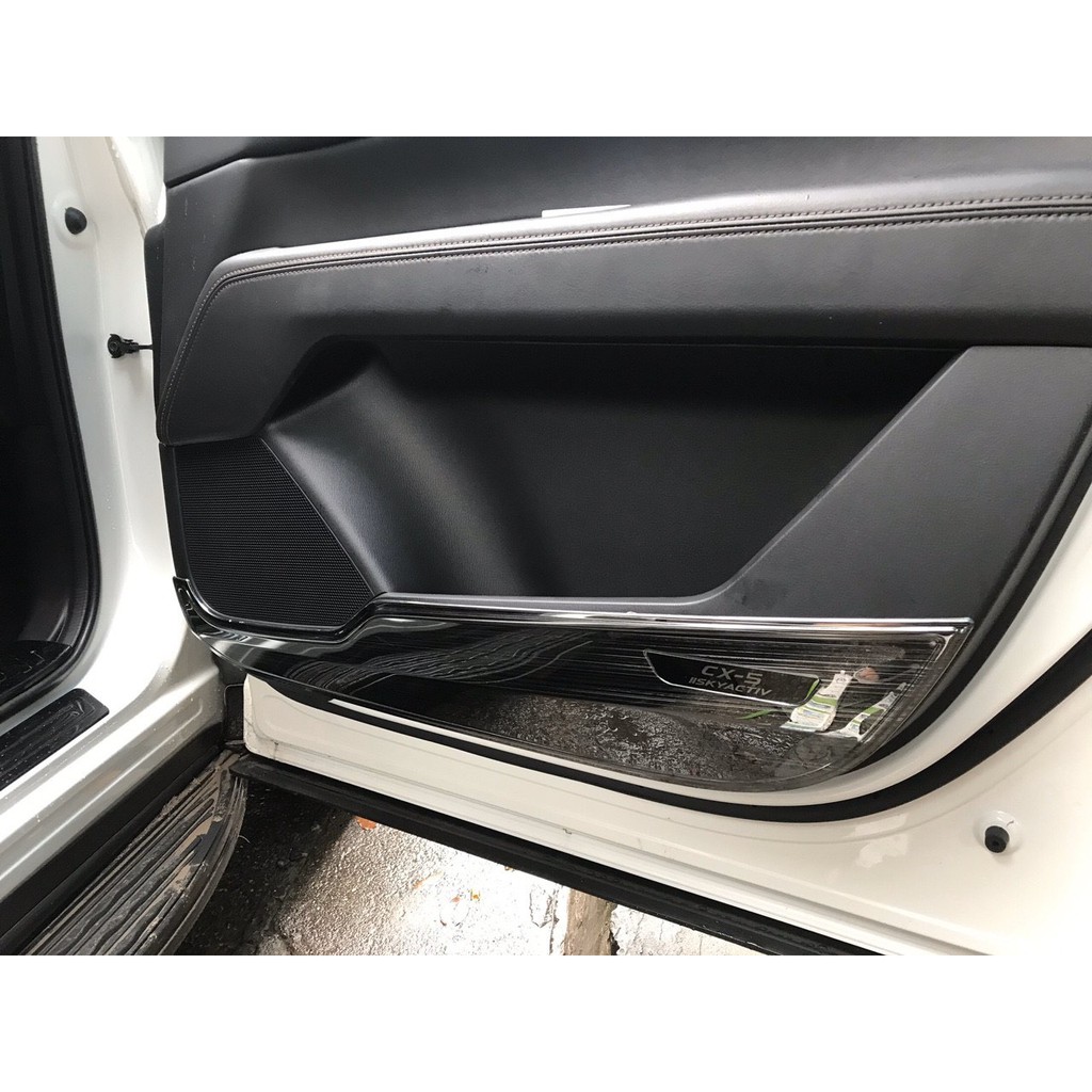 Ốp chống xước Tapli + màng loa cửa Mazda CX5 2018 2019 2020 2021 mẫu titan