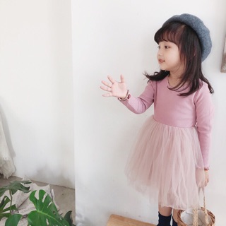 Ri 7 chân váy voan hồng