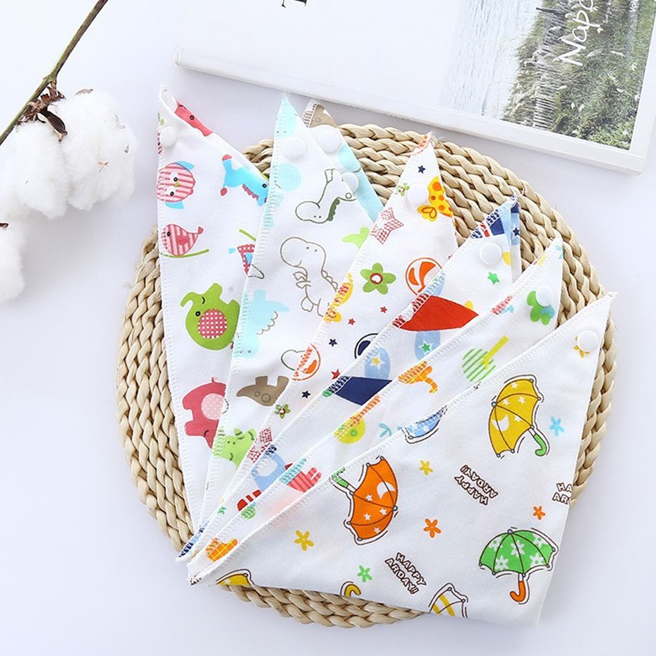 Khăn yếm tam giác cotton bấm cúc cho bé PK17