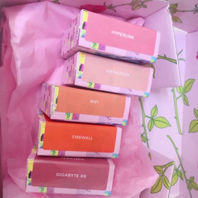 Phấn má hồng Lime Crime Softwear Blush | BigBuy360 - bigbuy360.vn