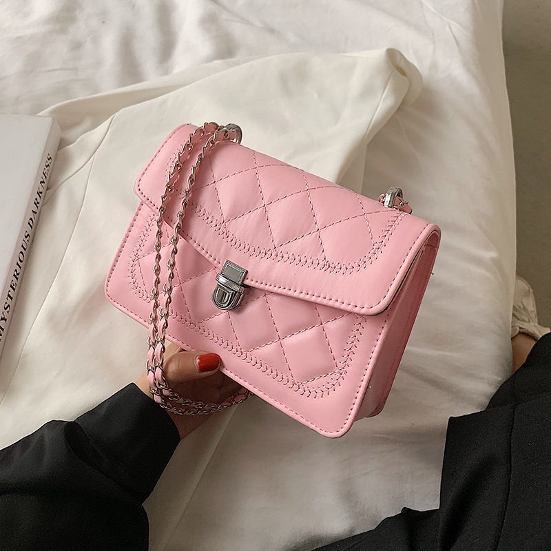 Túi Đeo Chéo mini Họa Tiết Hình Thoi Phối Dây Xích Thời Trang Mùa Hè Phong Cách Hàn Quốc Hàng Mới Dành Cho Bạn Nữ 2022