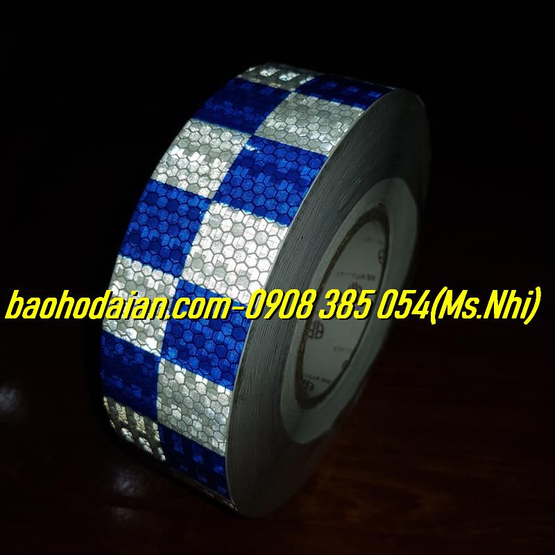 Băng keo phản quang 3M loại caro -Dài 50M- Hình thật