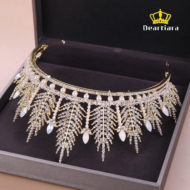 Vương miện trang trí đính đá và ngọc trai xinh xắn cho cô dâu