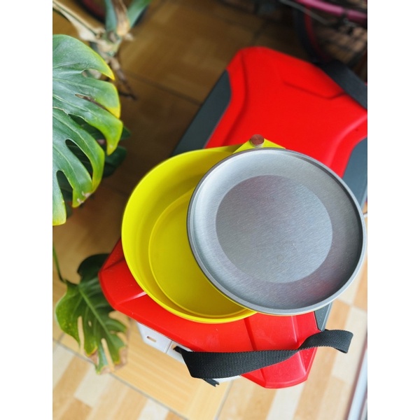 Khay mồi giọt nước