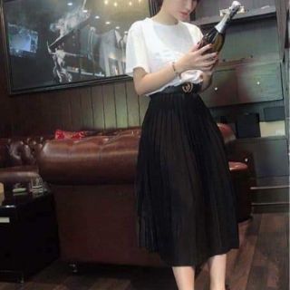 Chân váy xếp li midi