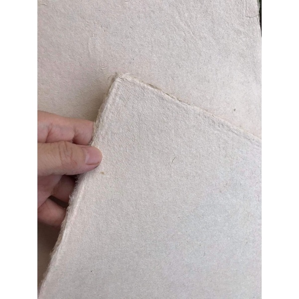 Giấy Dó 30x40cm với riềm giấy tự nhiên thích hợp với viết calligraphy, vẽ tranh, in ấn