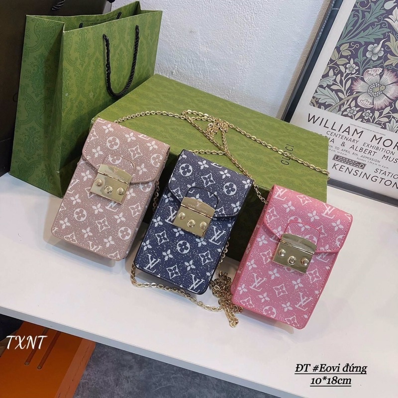 Túi điện thoại lv dáng đứng xích vàng