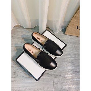Giày slipon da lộn