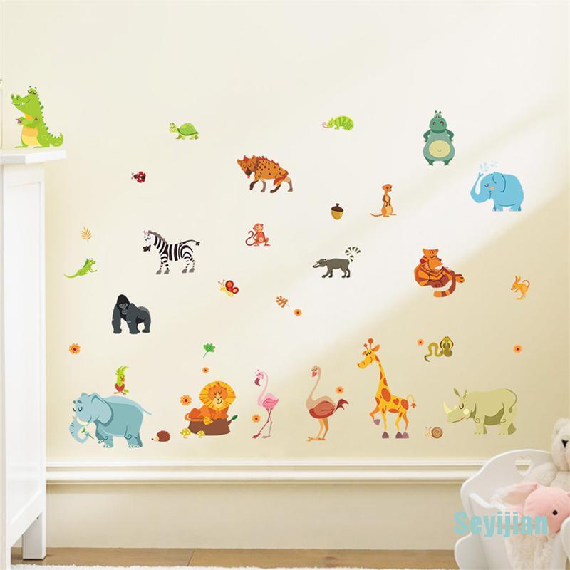 Sticker Dán Tường Hình Chú Khỉ Ngộ Nghĩnh Trang Trí Phòng Bé