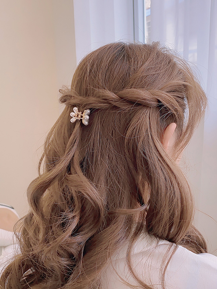 Kẹp tóc hình hoa đính ngọc trai thời trang thanh lịch cho nữ