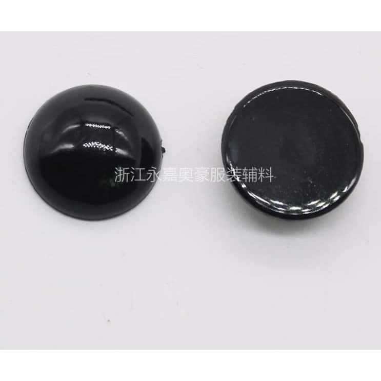 Mắt thú dán đen- nhà của dứa