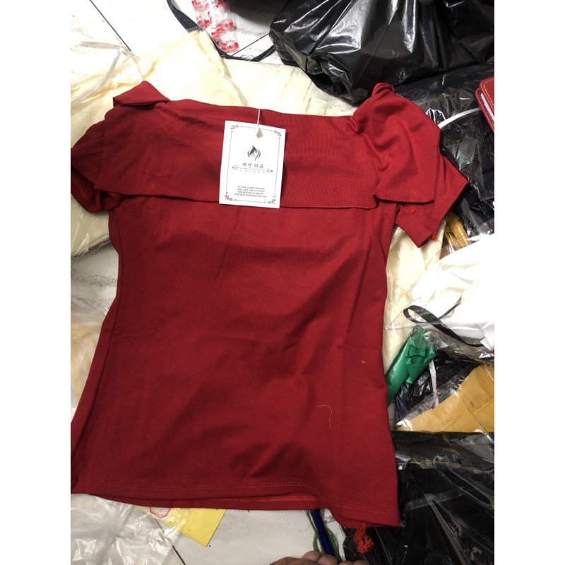 Áo thun zip trễ vai cực xinh . Sỉ 85k