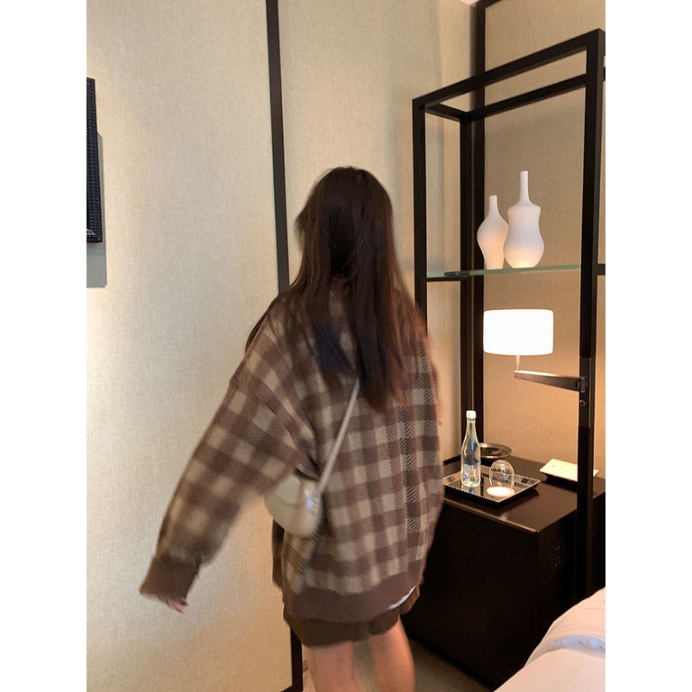 Áo Khoác Len cardigan Mềm Dáng Rộng Cổ Chữ V Màu Cà Phê Sọc Ca Rô Phong Cách Hàn Quốc Cho Nữ