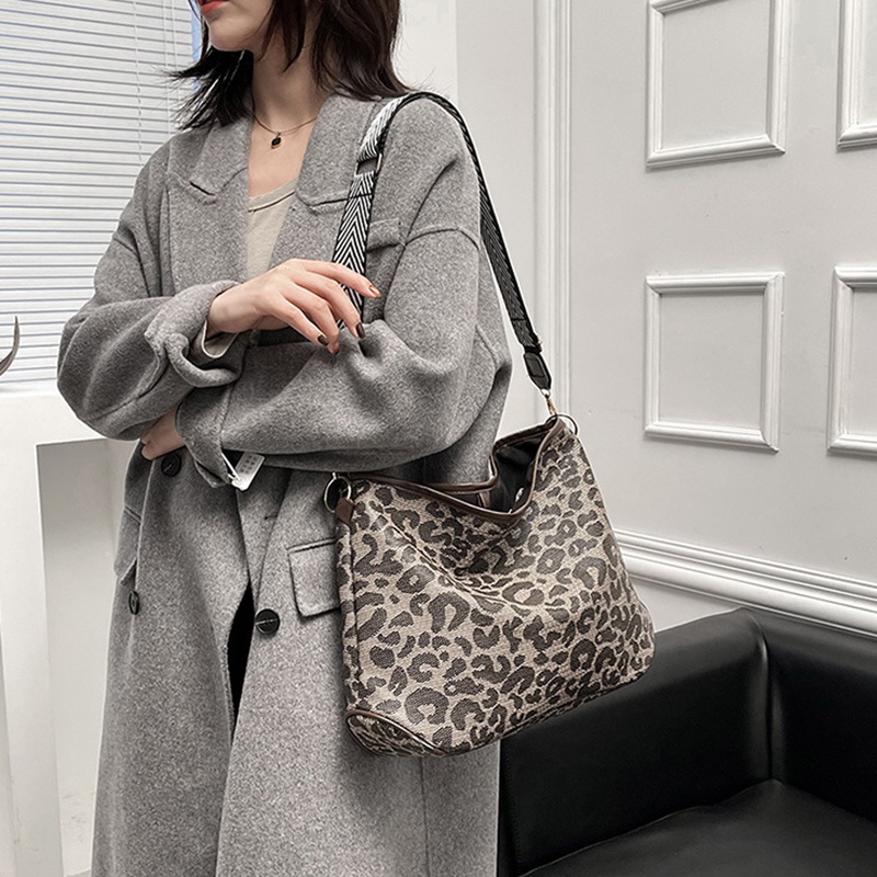 IELGY Túi đeo vai sức chứa lớn họa tiết da báo