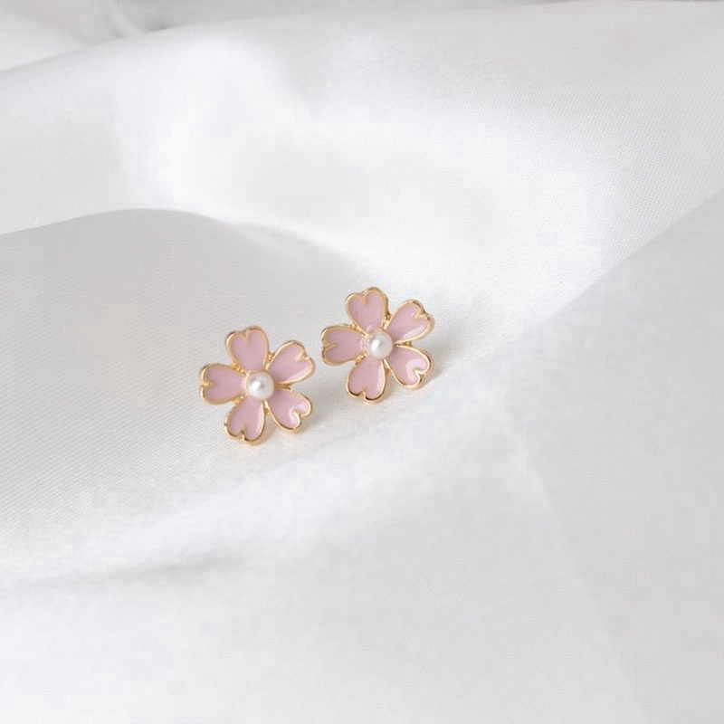 Bông tai hình hoa màu hồng đính ngọc trai phong cách Hàn Quốc dễ thương