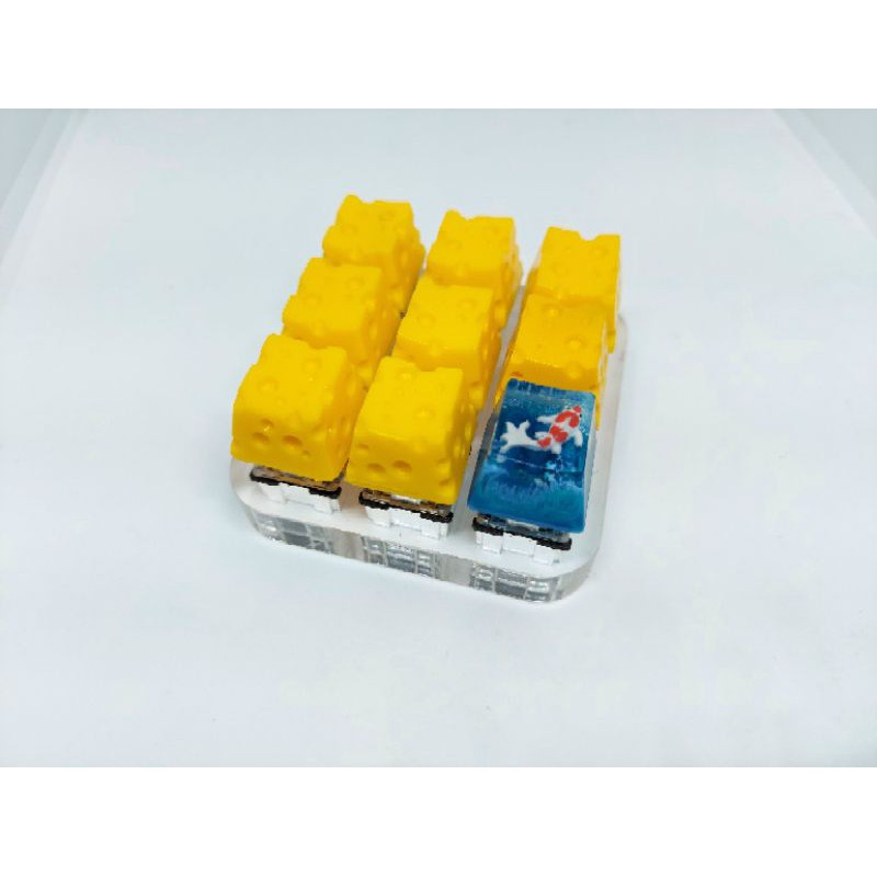 Keycap cheese clone trang trí bàn phím cơ gaming.