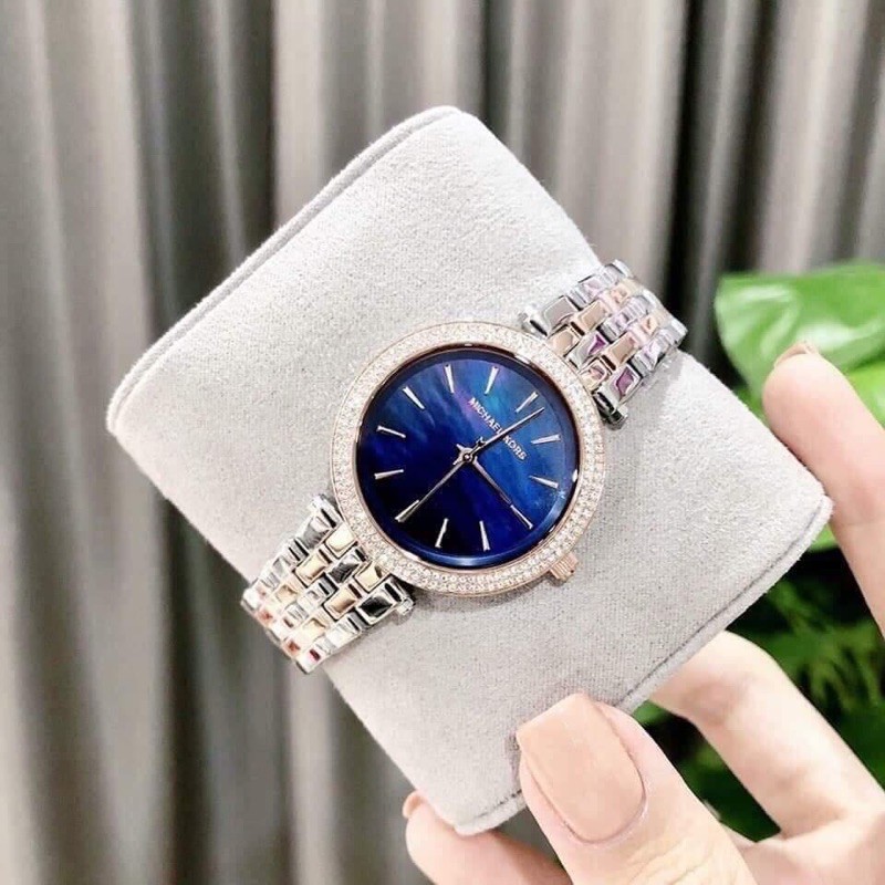 Đồng hồ nữ Michael kors .