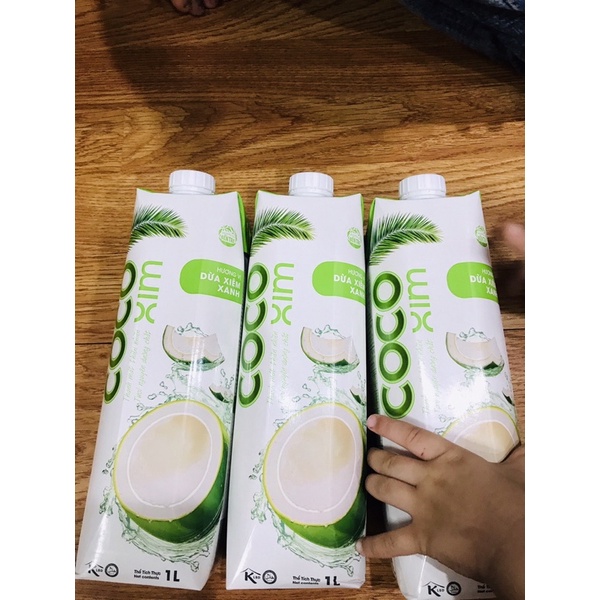 Combo 6 chai nước dừa Cocoxim 1l