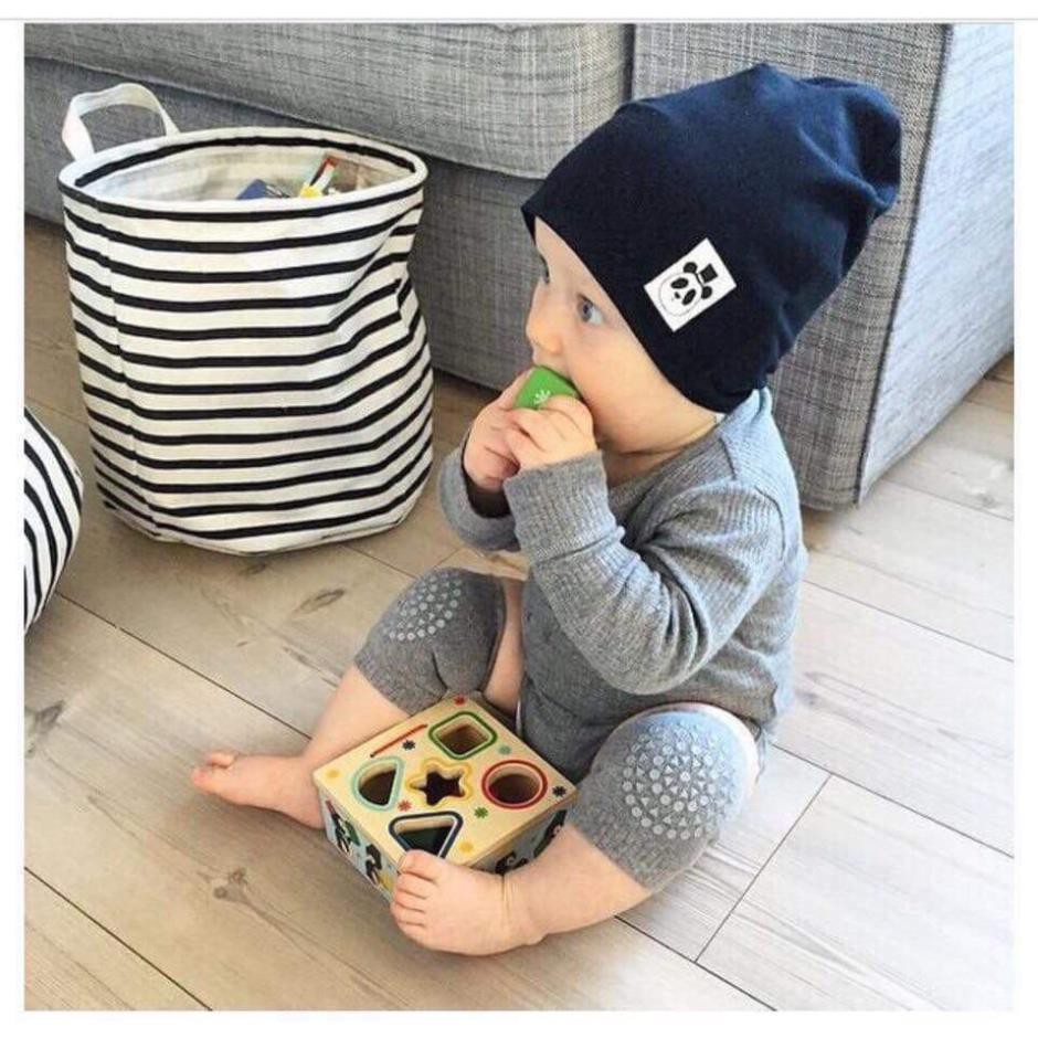 Tất vớ tập bò bảo vệ đầu gối bé