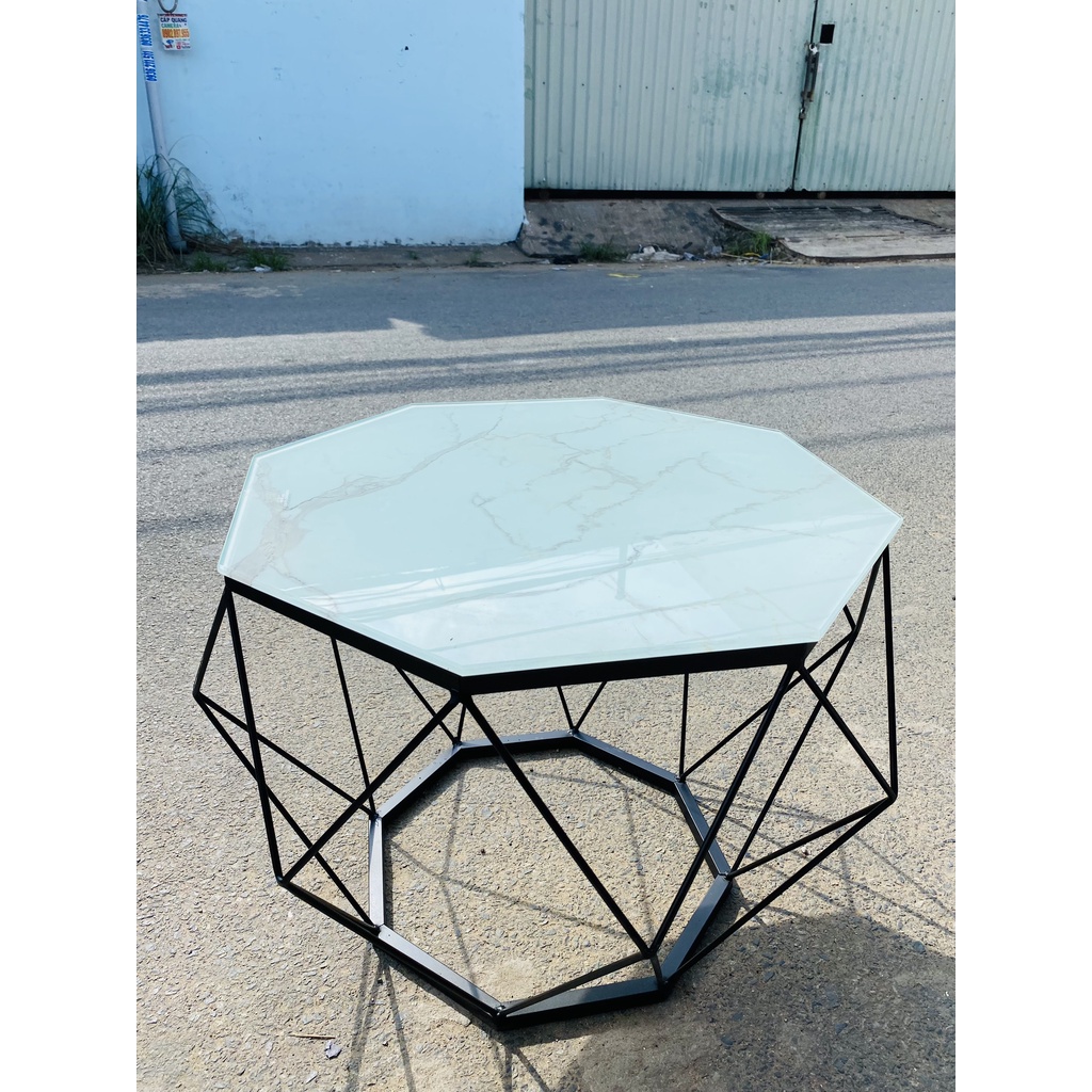 Bàn trà kim cương Kính trắng xanh in vân mây 3D