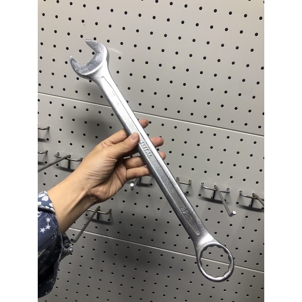 cờ Lê vòng miệng 27 mm Total