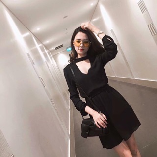 Đầm xoè choker