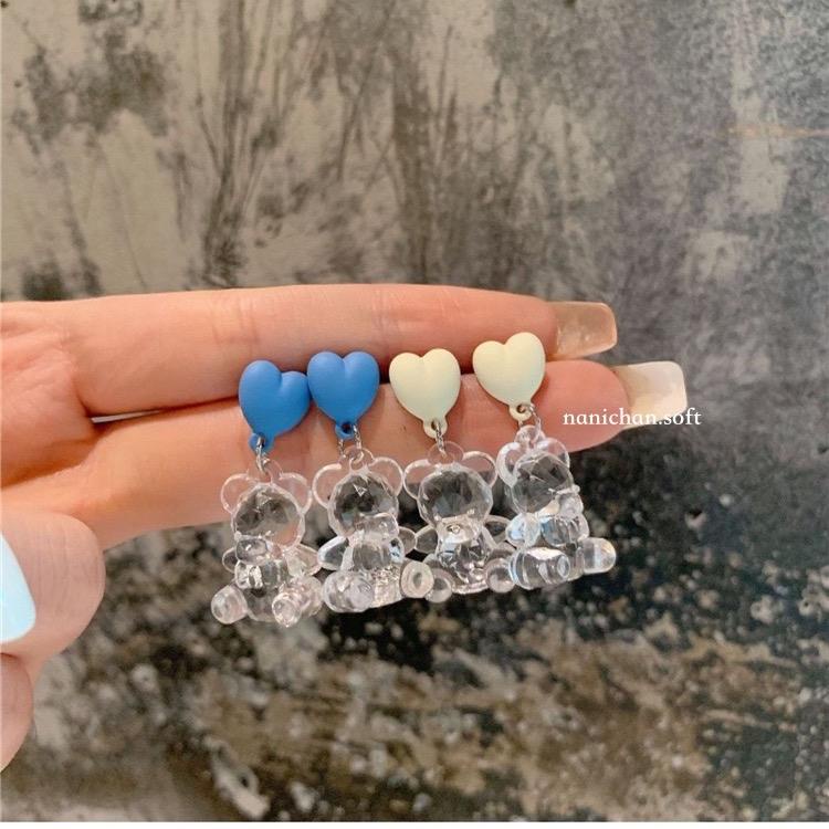 Khuyên tai độc lạ gấu trong suốt tim xanh và trắng kết hợp cho các nàng thơ