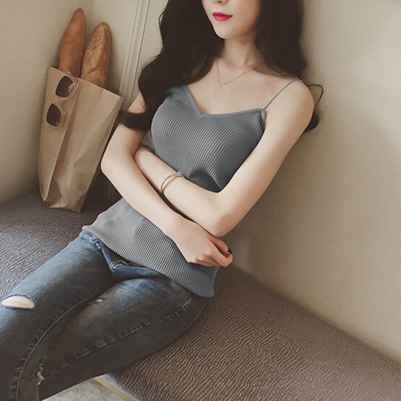 Áo hai dây nữ tính phong cách thời trang