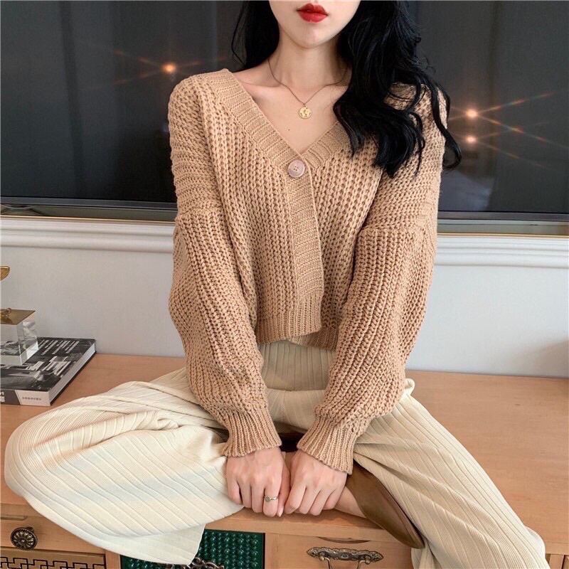 Áo Khoác Len Gài Nút cổ V cổ tim