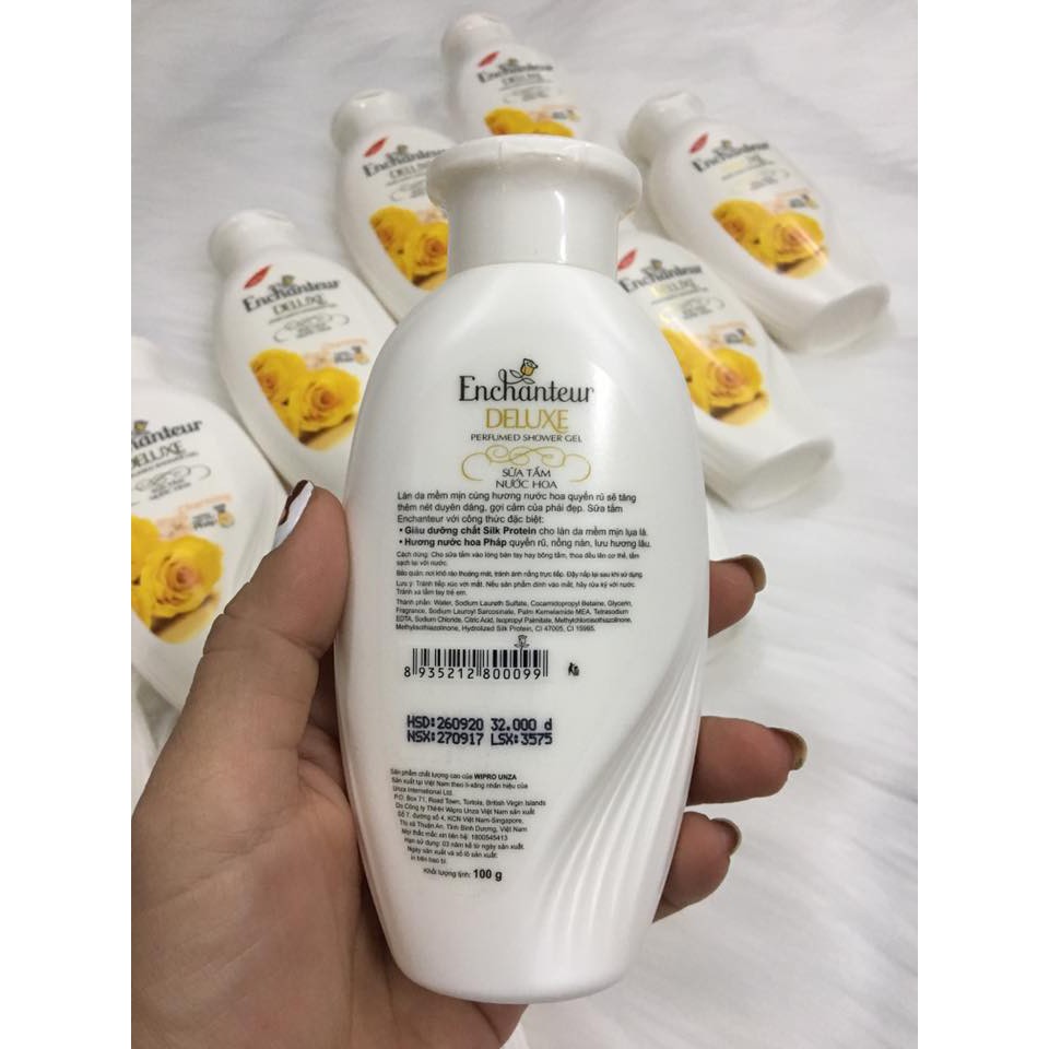 Sữa Tắm Trắng Và Dưỡng Ẩm Enchanteur Charming (hàng tặng 60g) | BigBuy360 - bigbuy360.vn