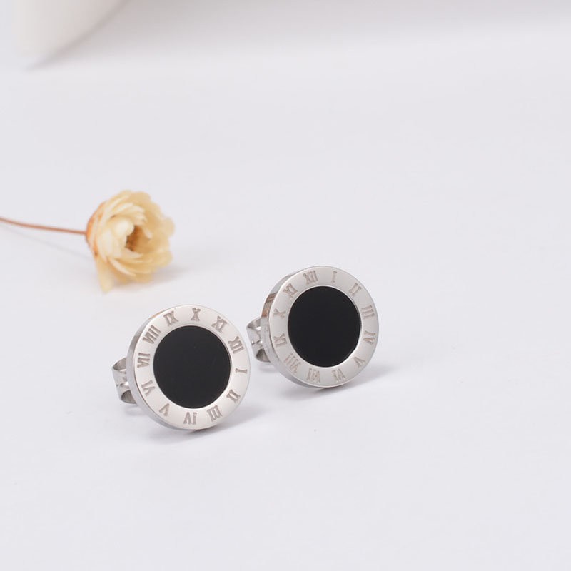 Khuyên tai thép titan chống thấm nước mặt họa tiết số la mã phong cách retro Hàn Quốc cho nam và nữ
